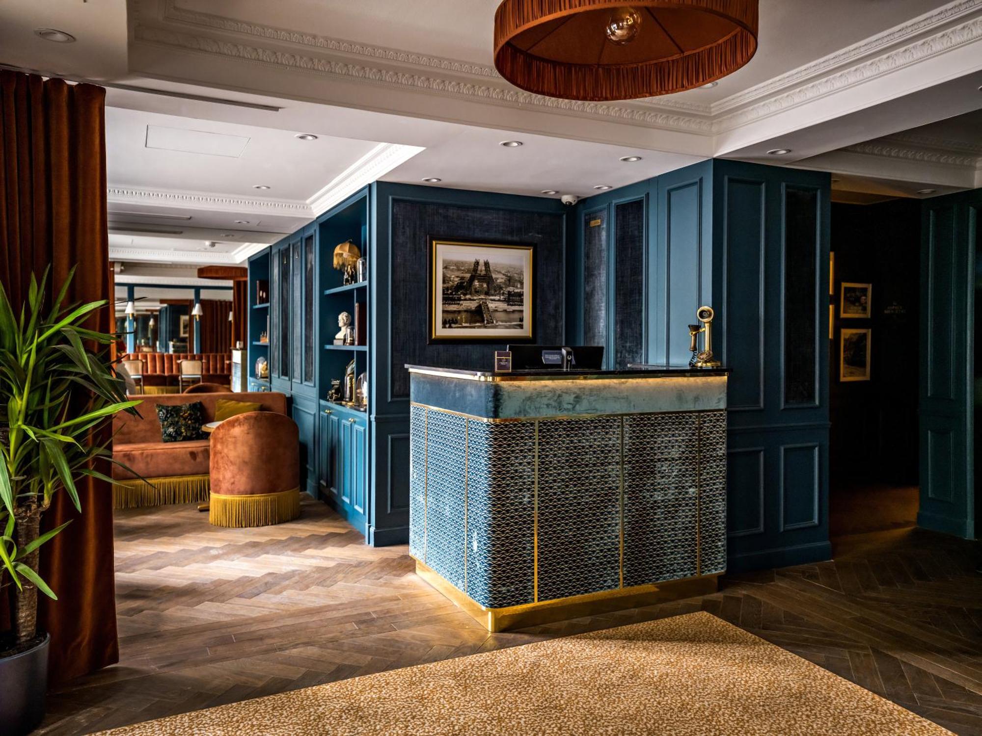 Hotel Duquesne Eiffel Parigi
